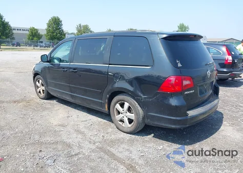 2011 Volkswagen Routan Se from USA, damaged, VIN 2V4RW3DG5BR670740